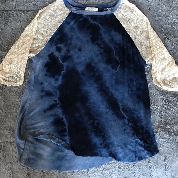 Scrapbook Tops - 2/$10 Tie Dye 3/4 lace sleeve shirt size M